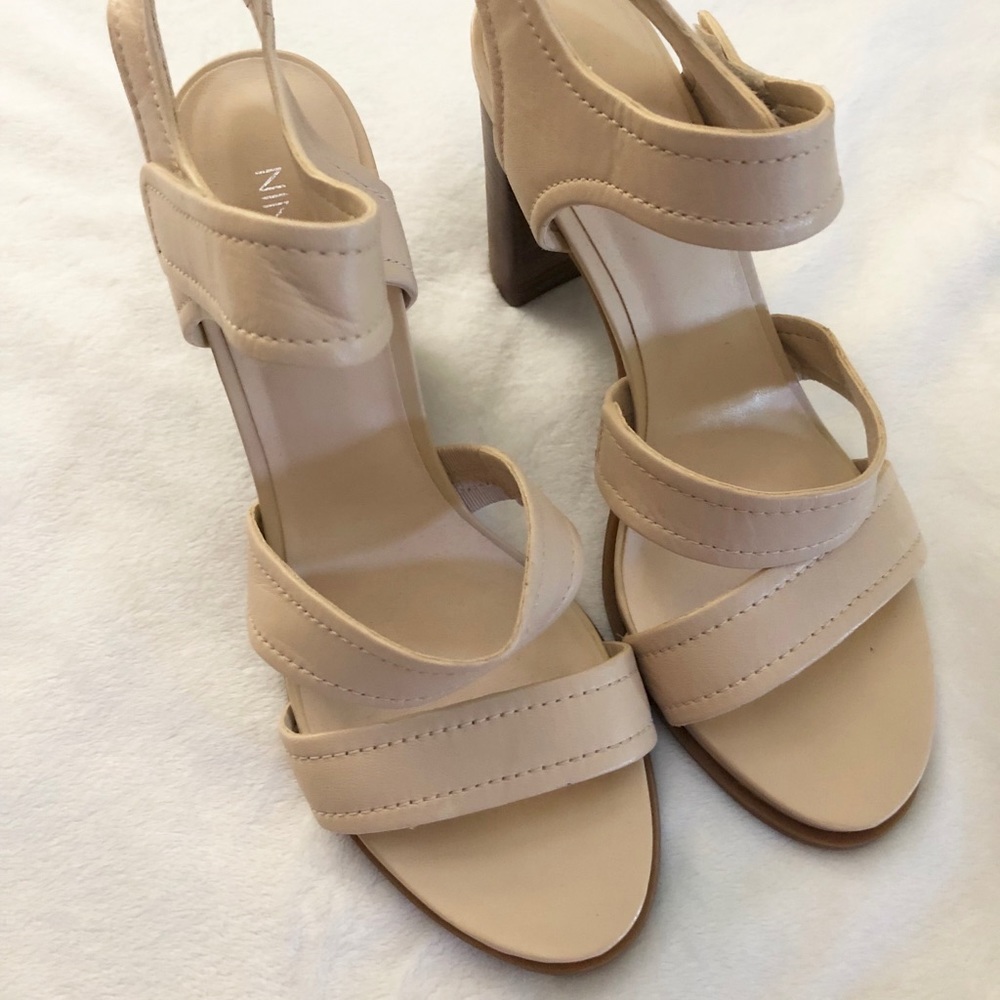 Nine West nude heels